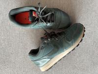 Nike Turnschuhe Größe 40 Hessen - Hünstetten Vorschau