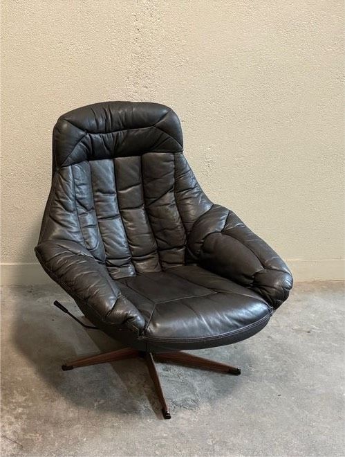 @ LOUNGECHAIR LEDERSESSEL H.W.KLEIN BRAMIN LEDER DANISH DESIGN in Berlin