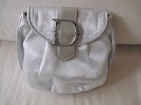 Satin Tasche / Clutch Dior in Gris Opalin Saarbrücken-Mitte - Malstatt Vorschau