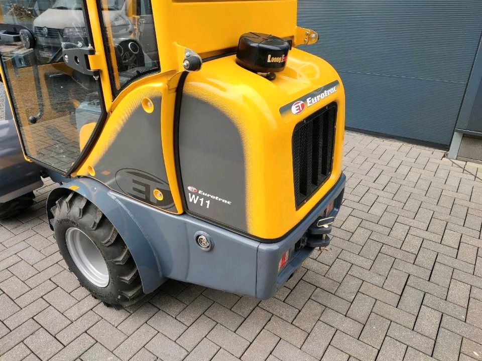 Radlader Eurotrac W 11 Heizung 1t. Hubkraft Kubota Finanzierung in Auderath