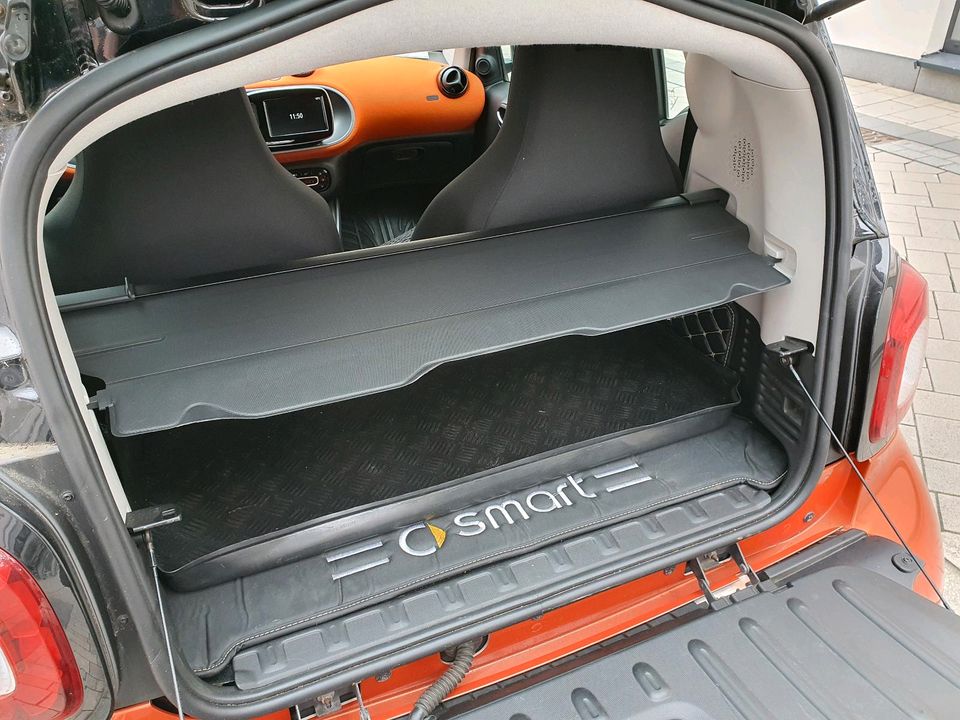 SMART  ForTwo Coupe W453 Gepäckraumabdeckung in Hanau