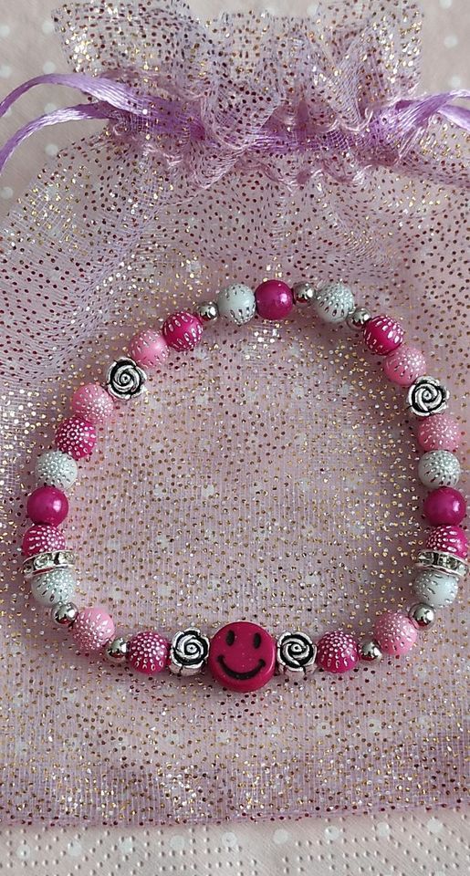 Rosen Geschenk Armband Rosa Konfirmation Smiley Schmuck in Berlin