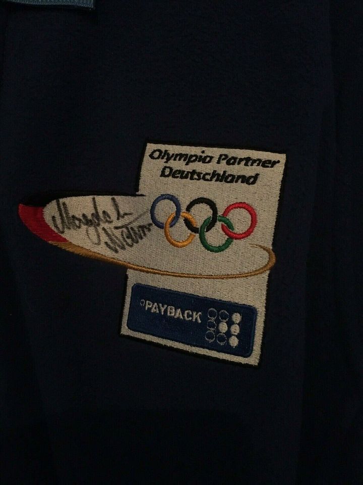 Sweatshirt  mit Original Autogramm von Magdalena Neuner in Furth im Wald