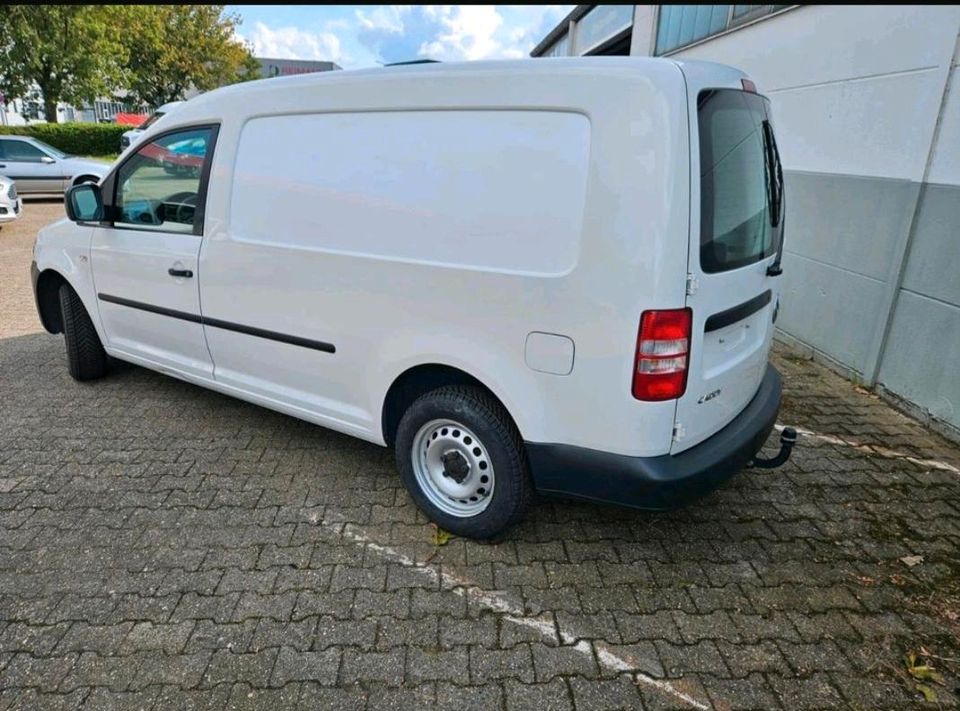 VW Caddy Maxi in Herne