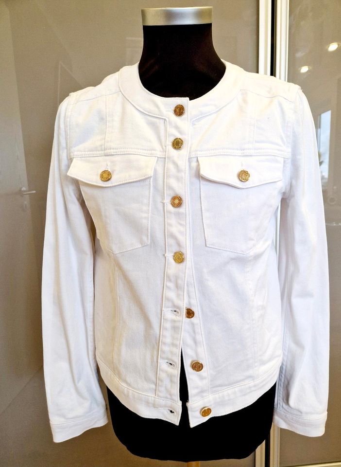 Stilvoll, zeitlose weiße Jeansjacke in Dillingen (Saar)