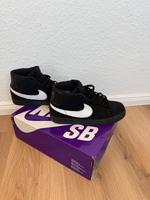 Nike SB Zoom Blazer Mid Oldskool Sneaker Schuhe schwarz weiß Niedersachsen - Hameln Vorschau