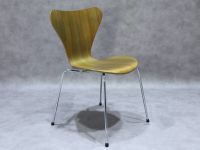 1/2 Fritz Hansen Serie 7 Arne Jacobsen Designerstuhl braun-grün Wuppertal - Barmen Vorschau