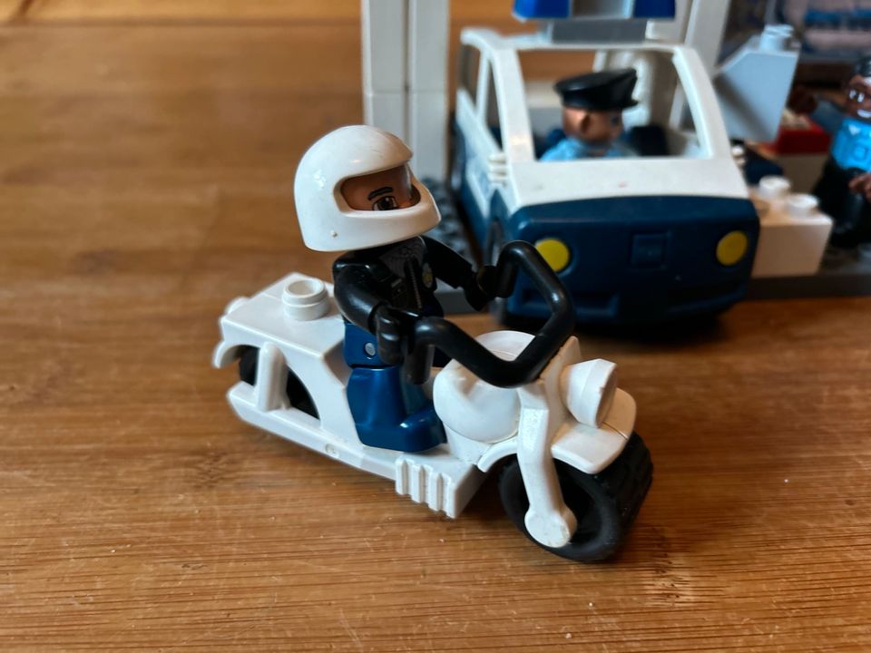Lego Duplo Sets Polizei Bahnhof Tankstelle Safari Bus Wohnhaus in Dresden