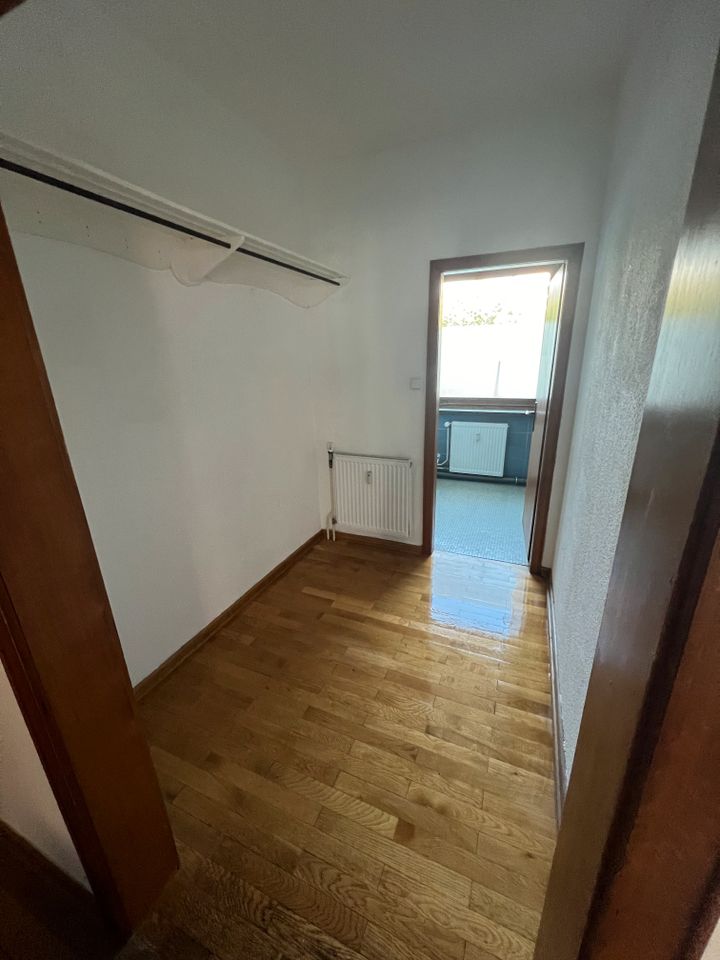 Schöne 3 Zimmer Wohnung auf 110 m2 in Sebaldsbrück in Bremen