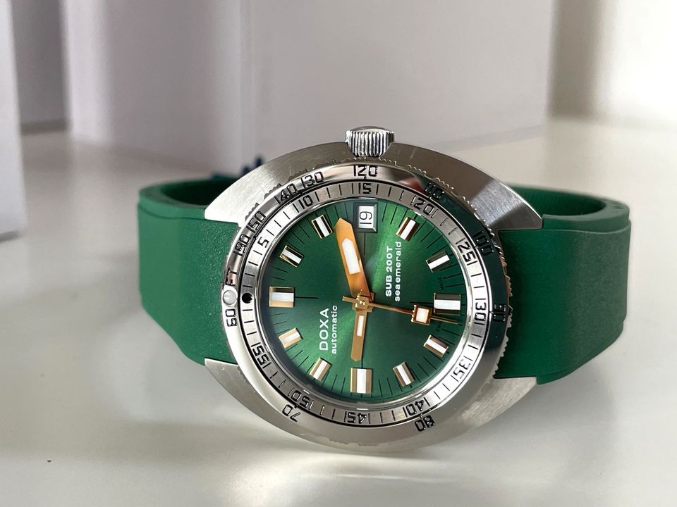 Doxa Sub 200T SEA EMERALD - 100% Neuware - 804.10.131S.26 in Castrop-Rauxel