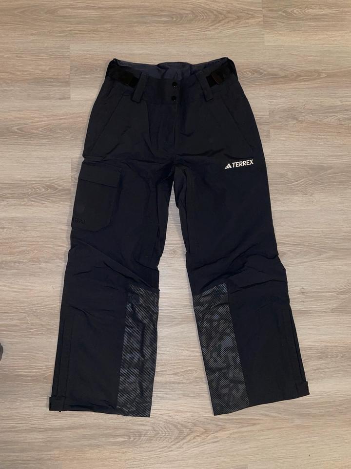 Neue Adidas Terrex Skihose Größe M (mit Etikett) in Jena