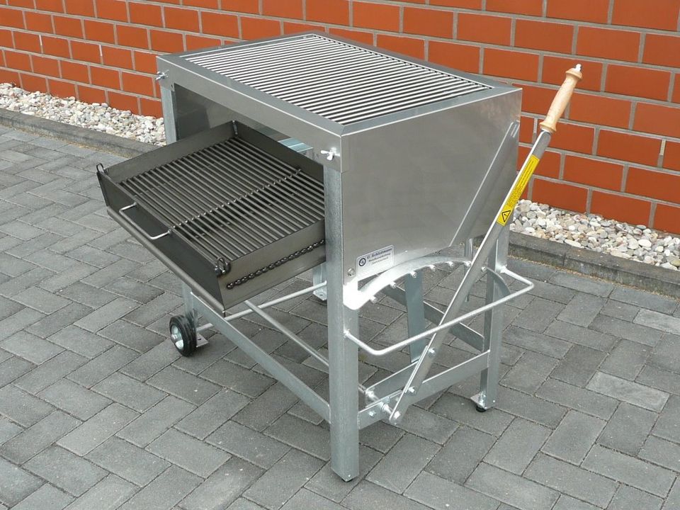 Holzkohlegrill Edelstahl-Stahl-Konstruktion NEU!!! in Stemwede