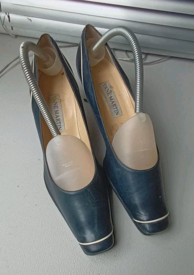 Schicke zweifarbige italienische Pumps Damenschuhe in Augsburg