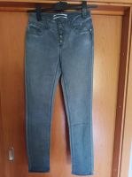 *COCCARA Stretch-Jeans / Größe 26 / grau* Hessen - Bad Soden-Salmünster Vorschau