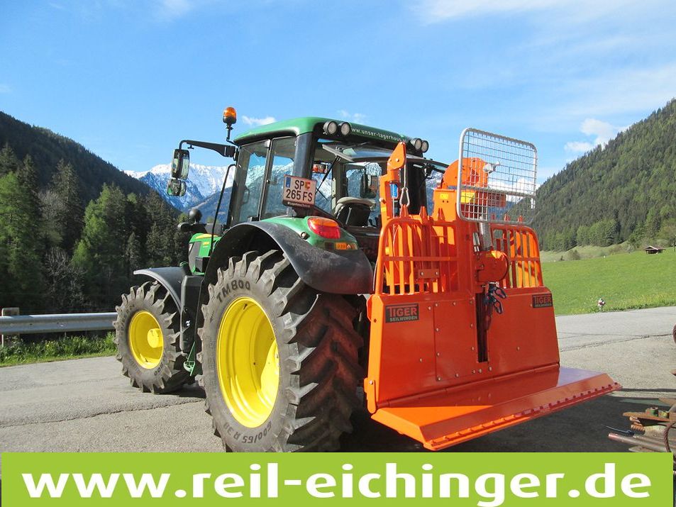 Seilwinde TIGER Reil & Eichinger Getriebe Dreipunktseilwinde 12 t in Nittenau