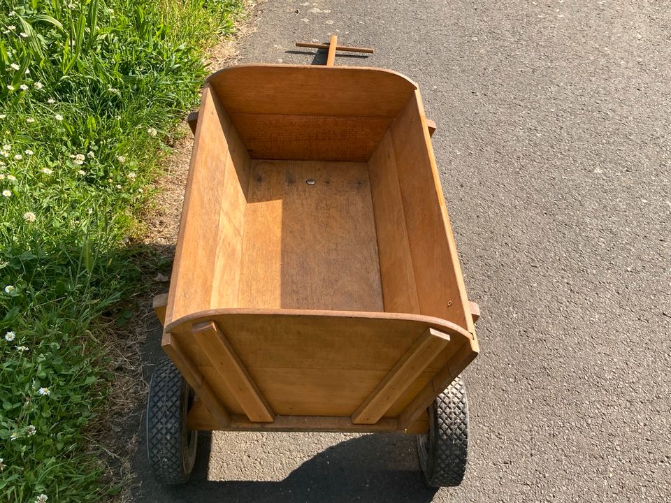 Bollerwagen aus Holz Handwagen 80 x 50cn in Frankfurt am Main