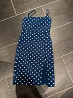 Süßes enges Pünktchenkleid mit Schlitz Baden-Württemberg - Kehl Vorschau