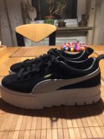 Puma Mayze Plateau Sneaker schwarz Nordrhein-Westfalen - Hilden Vorschau