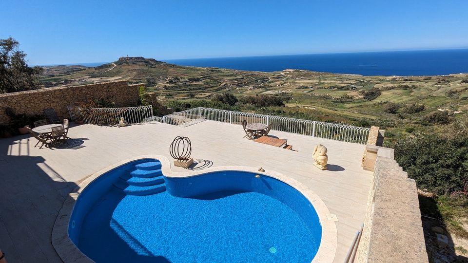 Luxuriöses Charakterhaus mit Pool und Garten auf der Insel Gozo in Weisenheim am Sand