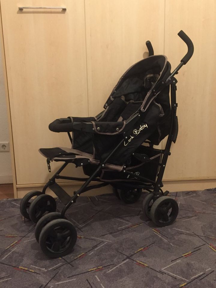 Coolbaby sportlicher leichter Kinderwagen in einem guten Zustand. in Berlin