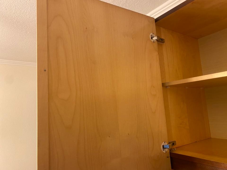 Kommode Wandschrank aus Echtholz in Fürth