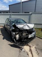 VW Golf 6 Unfallauto Bayern - Schwanstetten Vorschau
