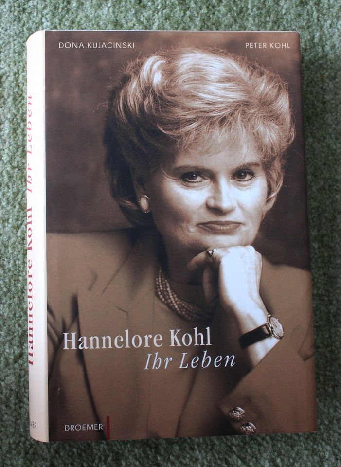 Biografie: Hannelore Kohl in Dresden