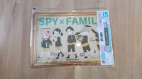 Schild mit Artwork von Spy x Family aus der Ichiban Kuji Lotterie Rheinland-Pfalz - Lonsheim Vorschau