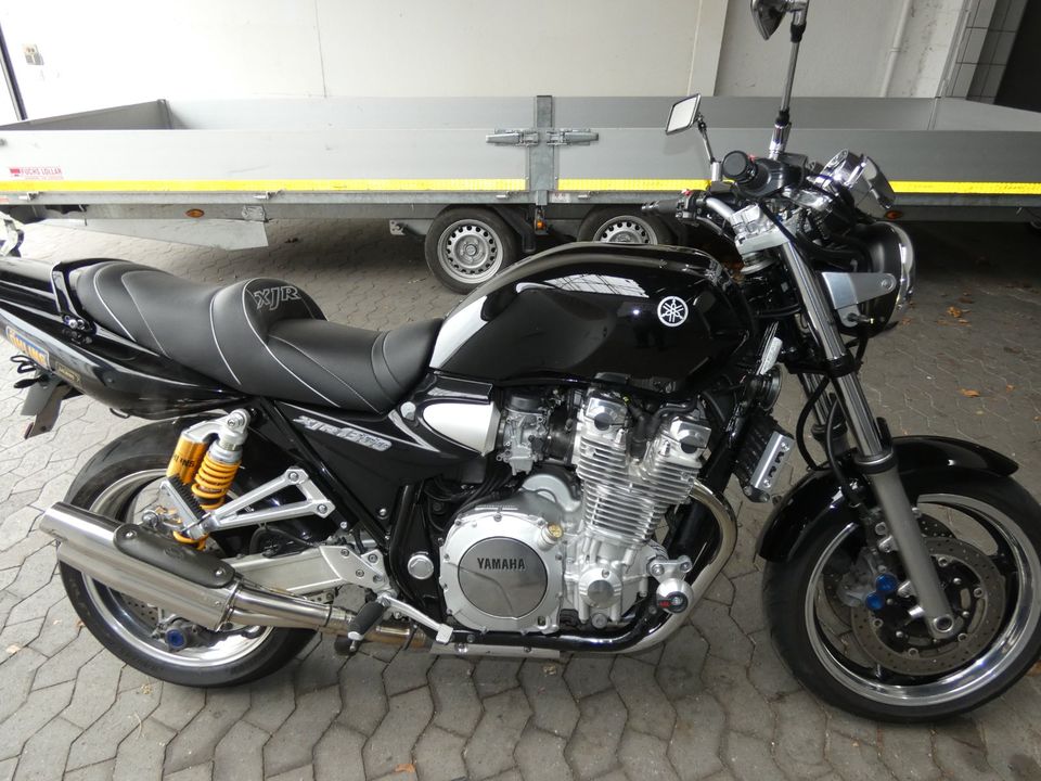 YAMAHA XJR 1300SP. RP10 TOP ZUSTAND  VIEL ZUBEHÖR in Viernheim