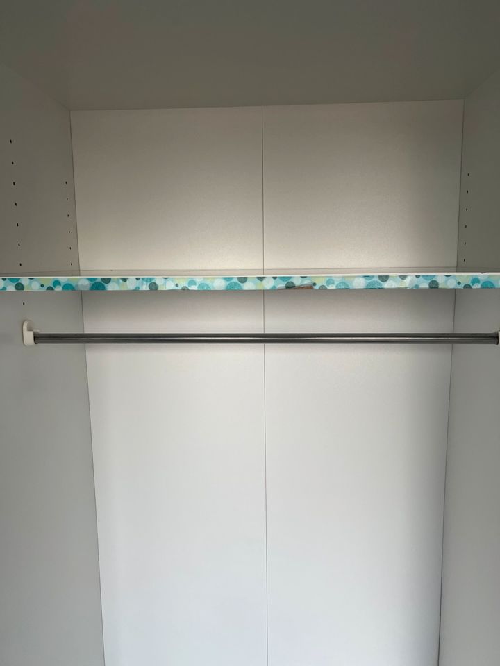 Kleiderschrank weiß 80/180 Ikea in Mirow