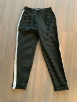 Tally Weijl Hose gestreift, schwarz, seitl. weiße Ziernaht Gr. 32 Düsseldorf - Angermund Vorschau