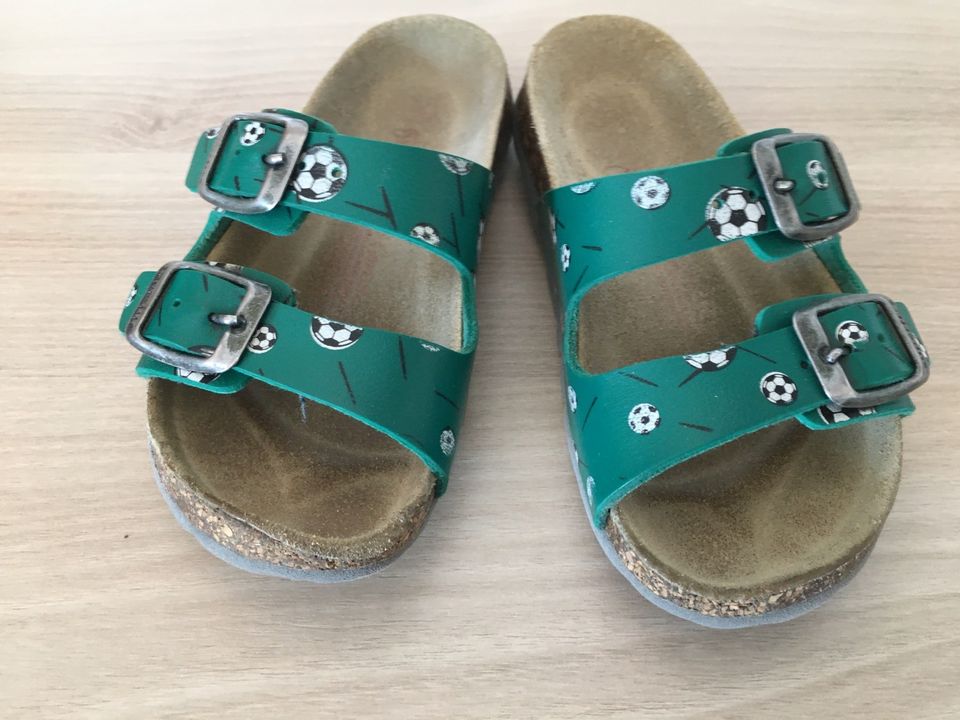 Sandaletten Gr. 26 2er Set grün und blau in Plattling