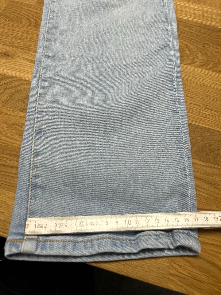 Jeans H&M 34/32 in Bad Laer