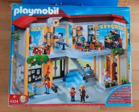 Playmobil Schule mit Einrichtung 4324, gebraucht München - Laim Vorschau