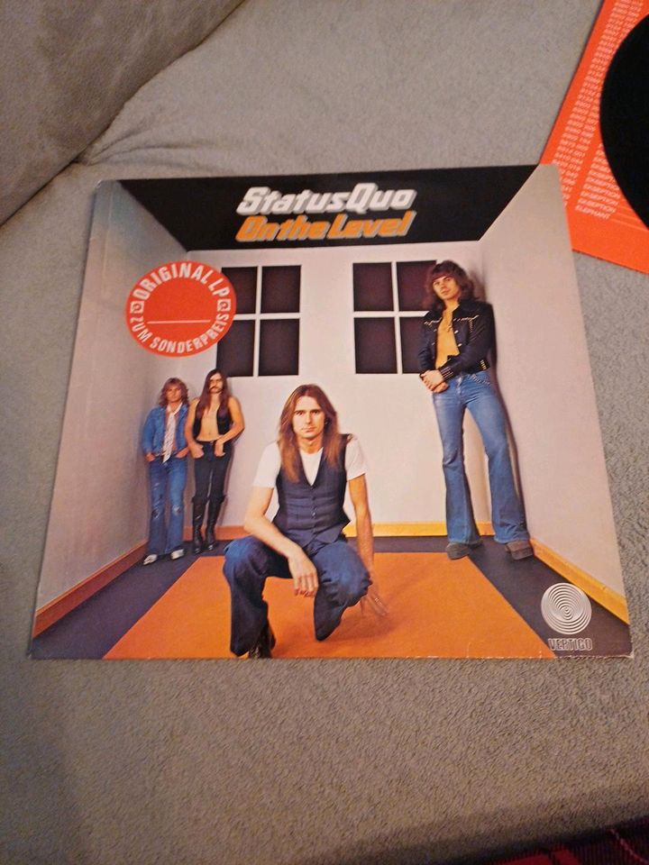 Status Quo on the level Schallplatte Vinyl LP in Möglingen 