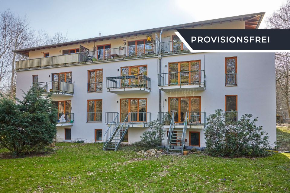 Mit Dachterrasse, Einbauküche & mehr: Vermietete 3-Zimmerwohnung als Investment in Buch in Berlin