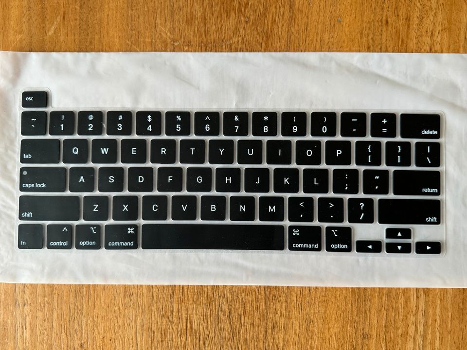 MacBook Pro Tastaturabdeckung Silikon NEU in Neusitz