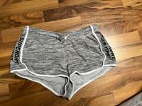 Superdry Shorts Gr. 38 grau Nordrhein-Westfalen - Kamen Vorschau