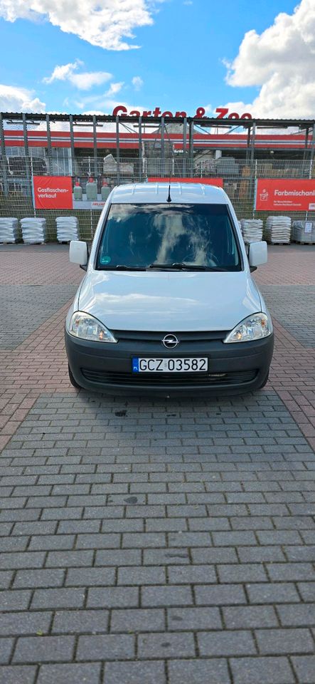 Opel Combo 1.3 Kasten Angemeldet und Versichert in Berlin