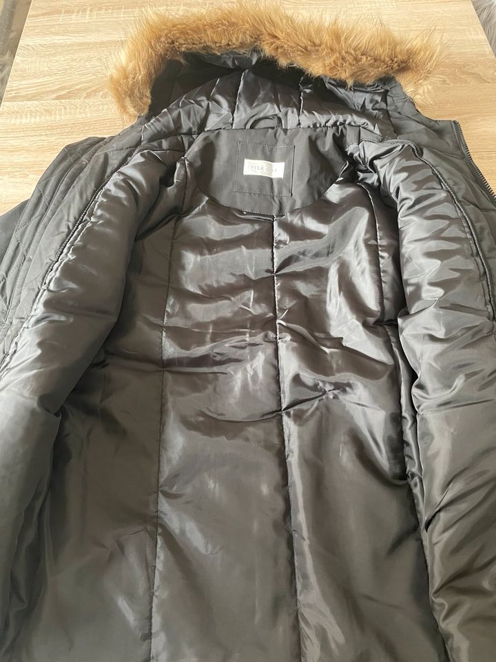 Pier One Parka black in Minden