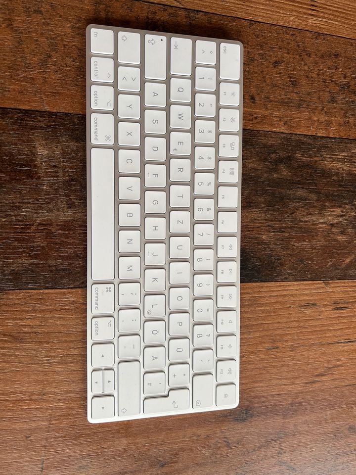 Apple Tastatur klein in Heidesheim