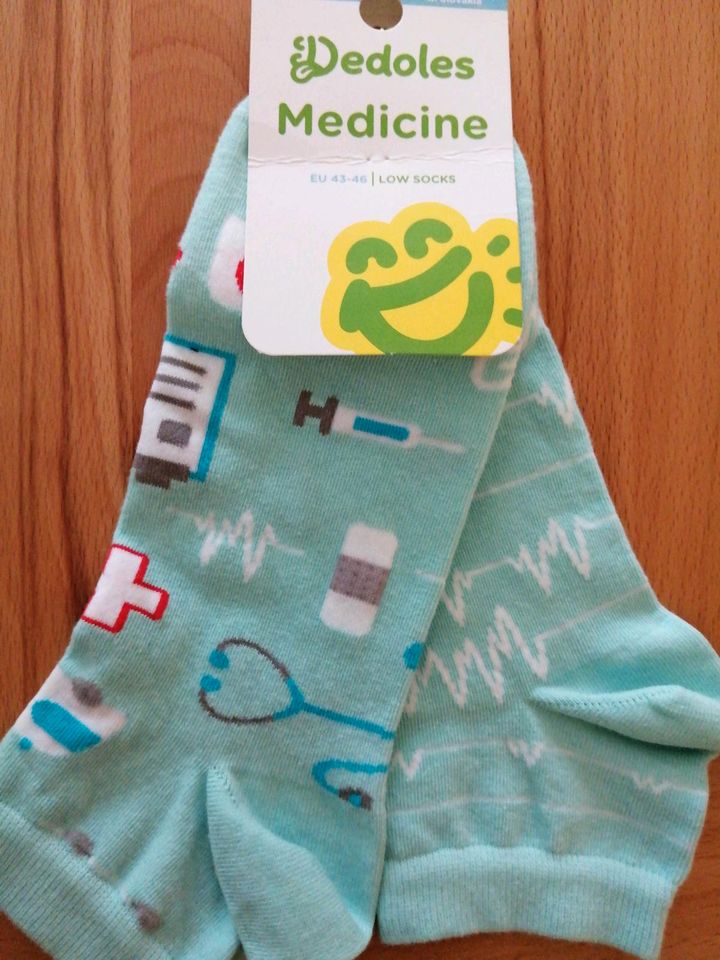 Socken für Mediziner, Gr. 43-46, Weihnachten, Geschenkidee in Gießen