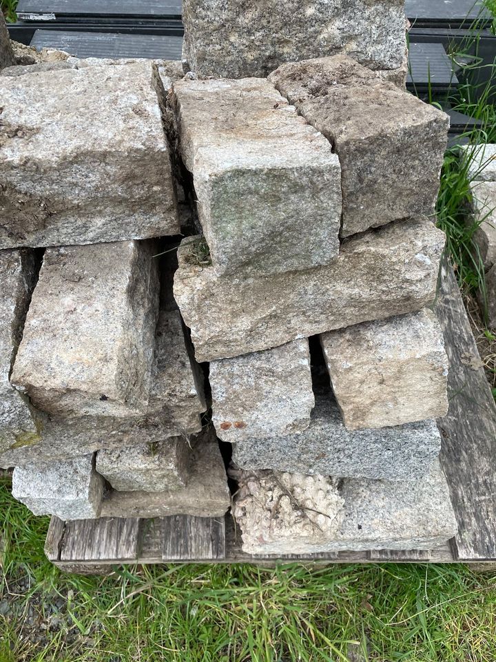 Granitpalisaden Naturstein verschiedene Längen - ab 4€ in Harxheim