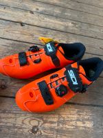 Sidi Rennrad Schuhe Ergo 5 Gr: 42.5 matt orange Friedrichshain-Kreuzberg - Kreuzberg Vorschau