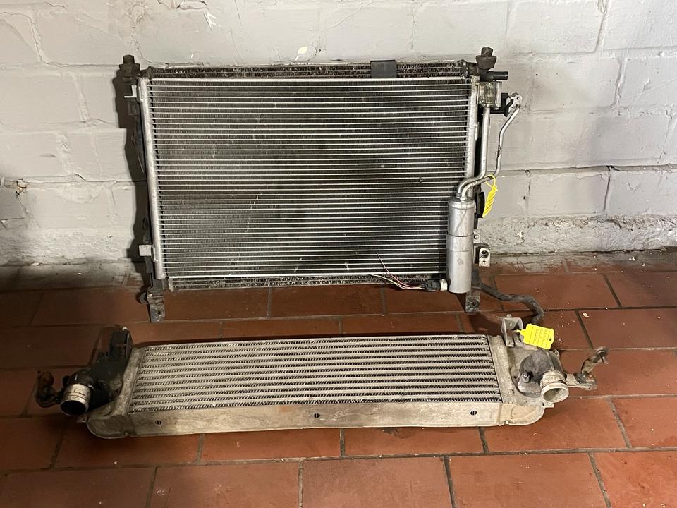 Nissan Qashqai J10 Kühlerpaket Kühler 1.5 Diesel Schalter in Dorsten