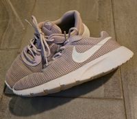 Nike Sneaker Größe 38,5 Hessen - Groß-Umstadt Vorschau