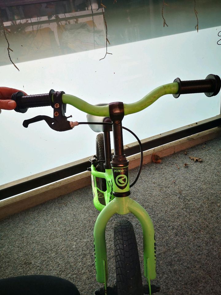 Laufrad Kellys Bike Kite 12 zoll grün schwarz in Berlin