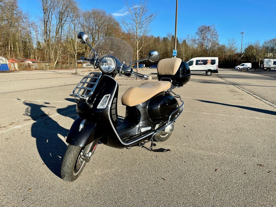 Vespa GTS Super 125 in Augsburg