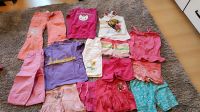 14 Teile Kleiderpaket Set 104 Sommer  Rock Hose Shirt Shorts Brandenburg - Mahlow Vorschau