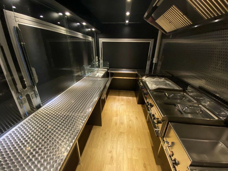 SUPERIOR Foodtruck Foodtrailer XXL NEU Imbisswagen Verkaufswagen in Wülfrath